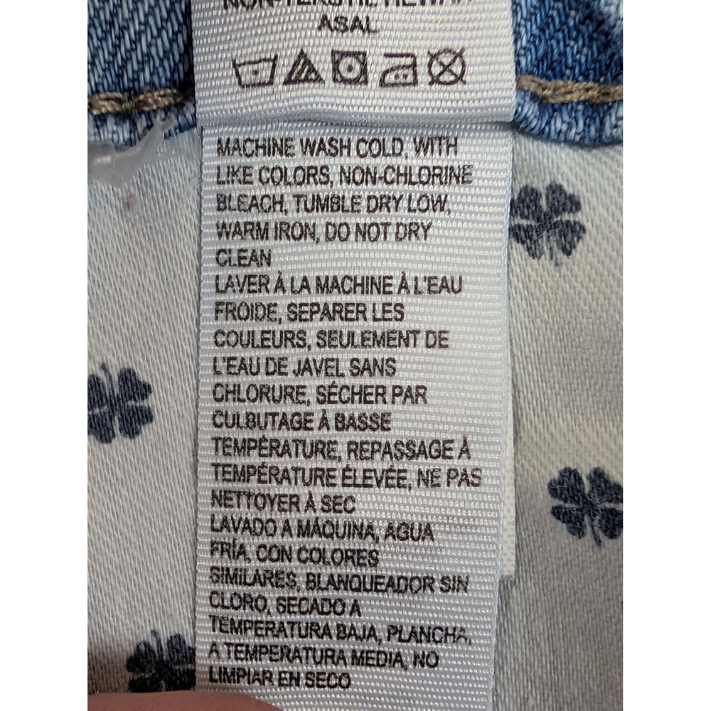 Lucky Brand Womens The Boyfriend Short 8 / 29 Distressed Denim Jeans Light Blue - Picture 6 of 10